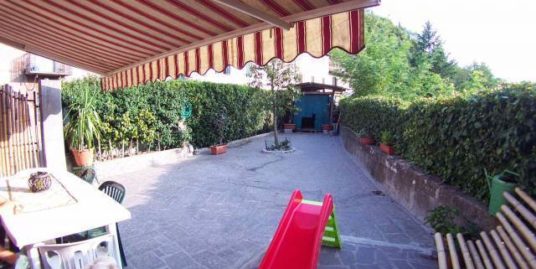 Casa semi indipendente, BARGA (LU)