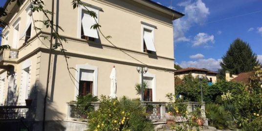 Villa, BARGA (LU)